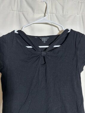 GUESS Black Knot-Detail Short Sleeve Tee